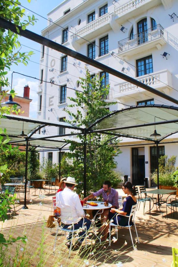 College Hotel Лион Экстерьер фото