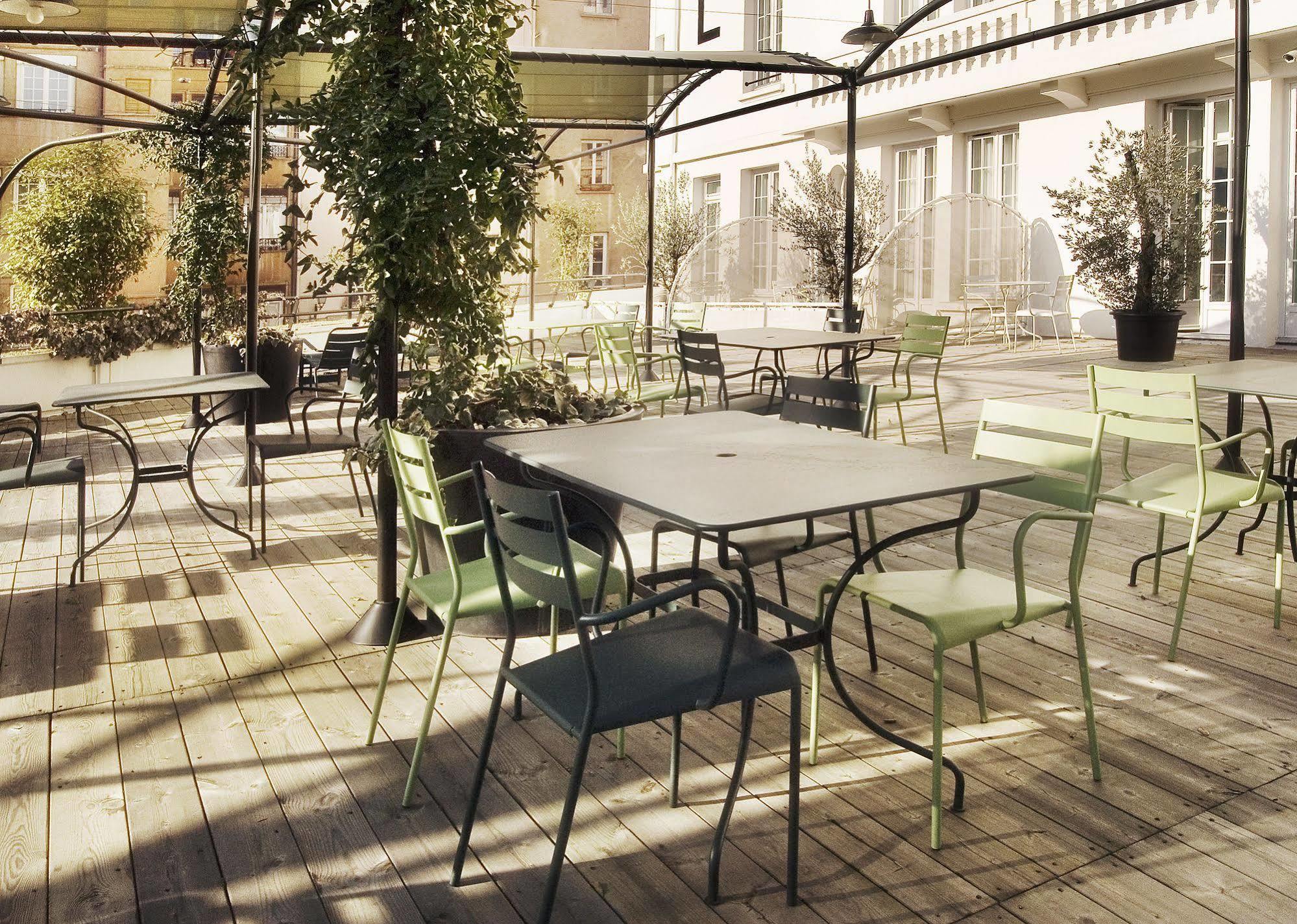 College Hotel Лион Экстерьер фото